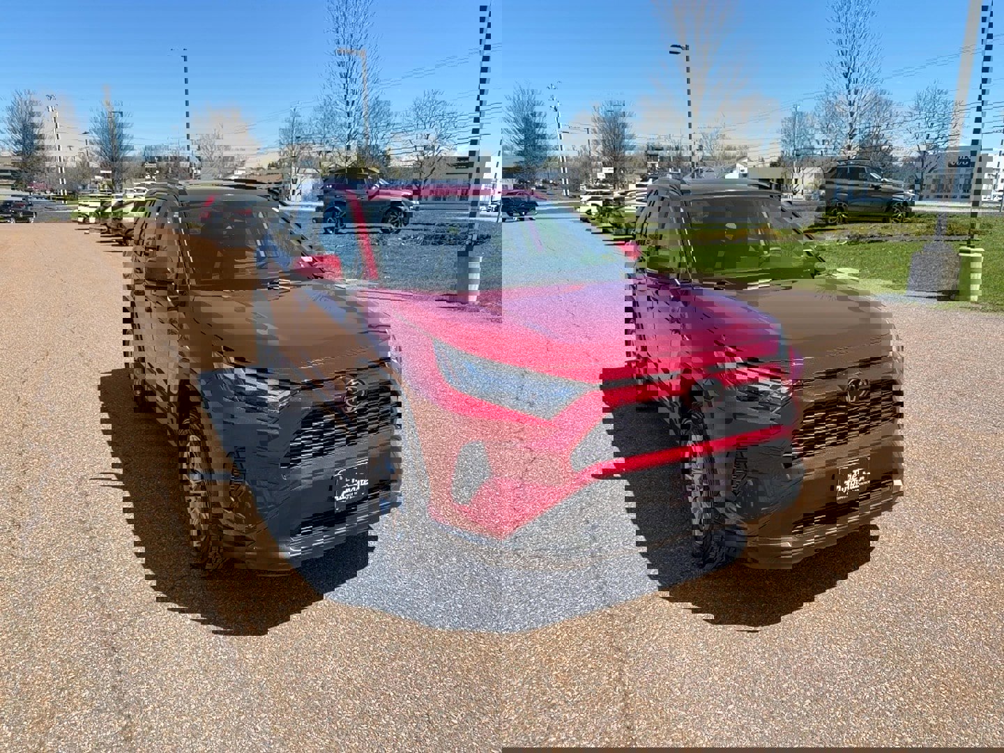 Used 2023 Toyota RAV4 XLE w/ Convenience Package AWD/4WD image 3