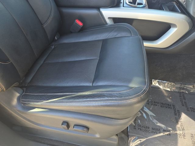 Used 2018 Nissan Titan SL image 31