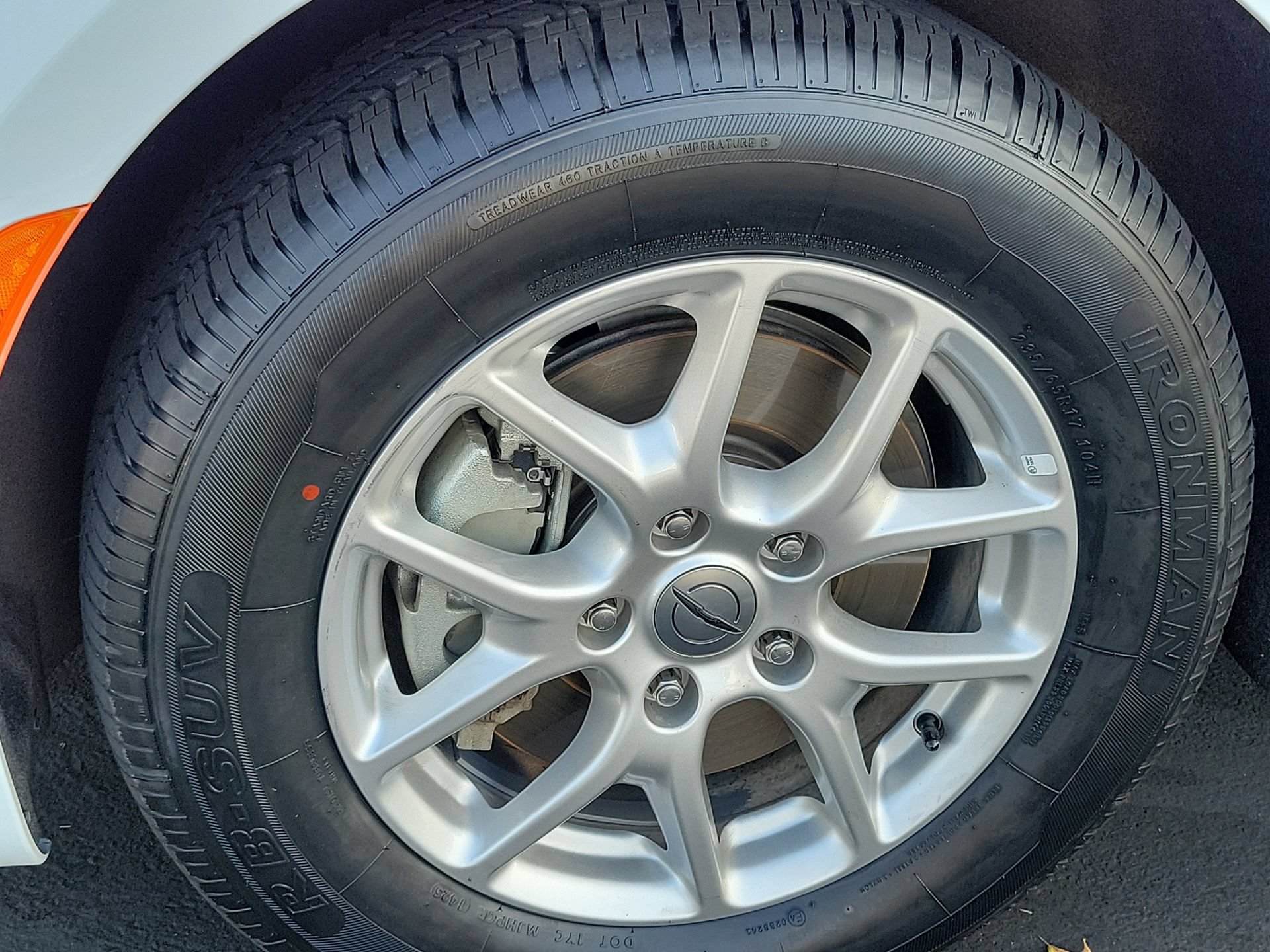 Certified 2025 Chrysler Pacifica Select FWD image 6