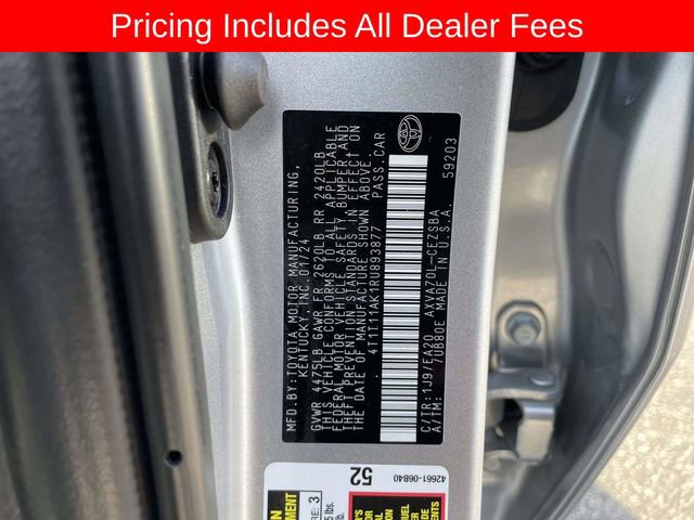 Used 2024 Toyota Camry SE w/ Convenience Package FWD image 33