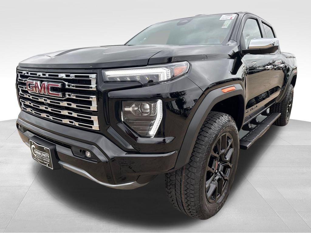 New 2026 GMC Canyon Denali w/ LPO, Denali Black Edition AWD/4WD image 5