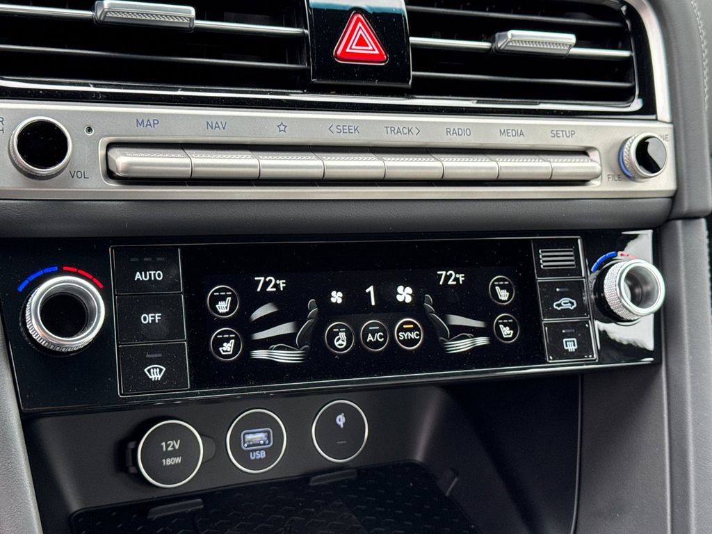 New 2025 Genesis G70 3.3T Advanced w/ Sport Prestige Package image 20