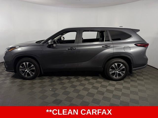 Used 2024 Toyota Highlander XLE image 5
