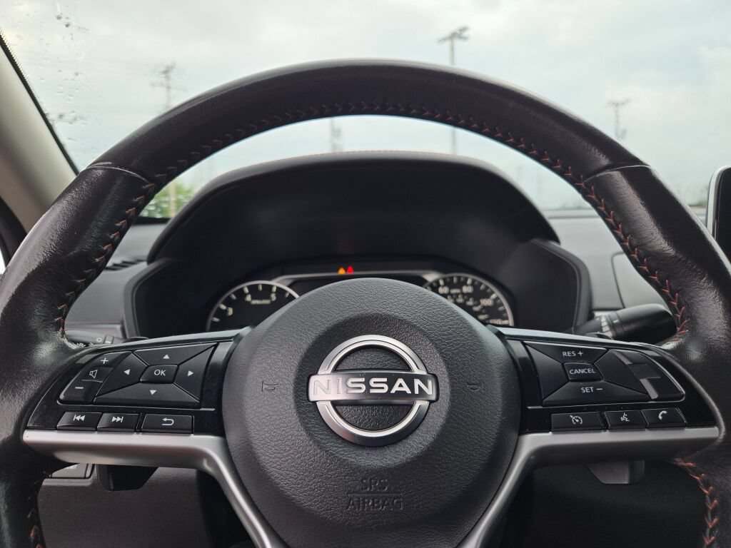 Used 2024 Nissan Altima 2.5 SR FWD image 32