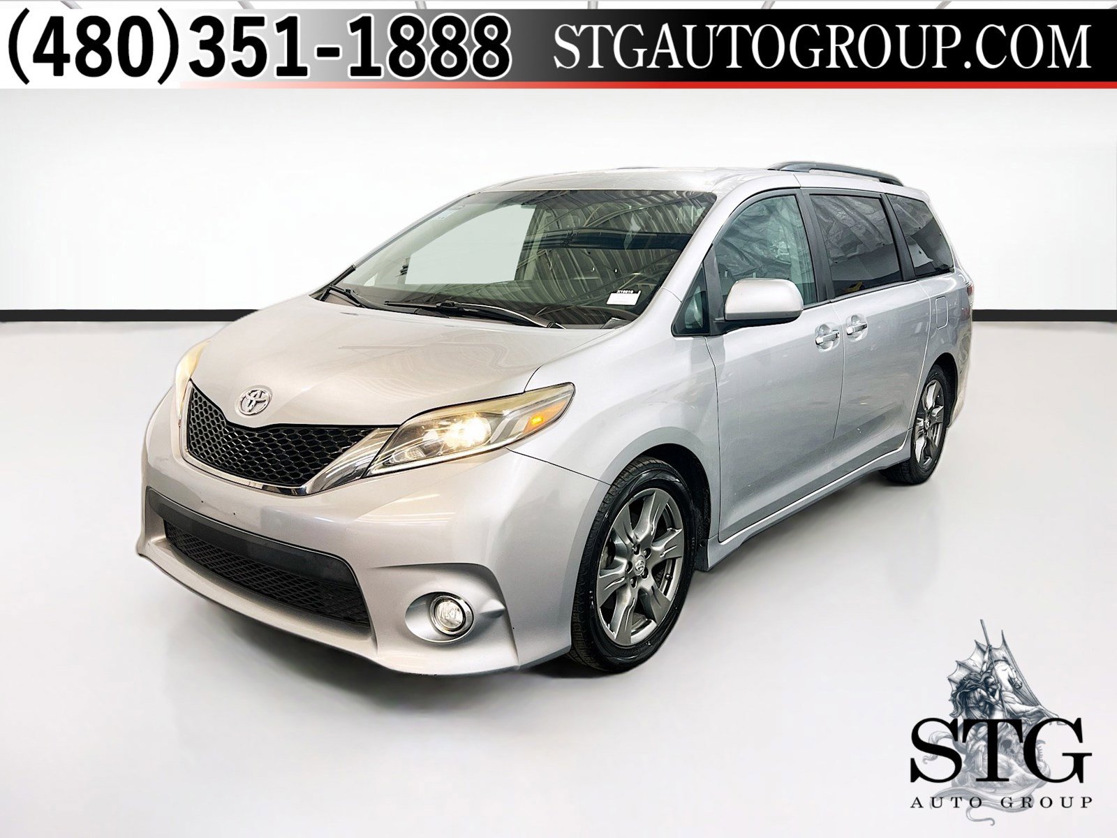 Used 2017 Toyota Sienna SE