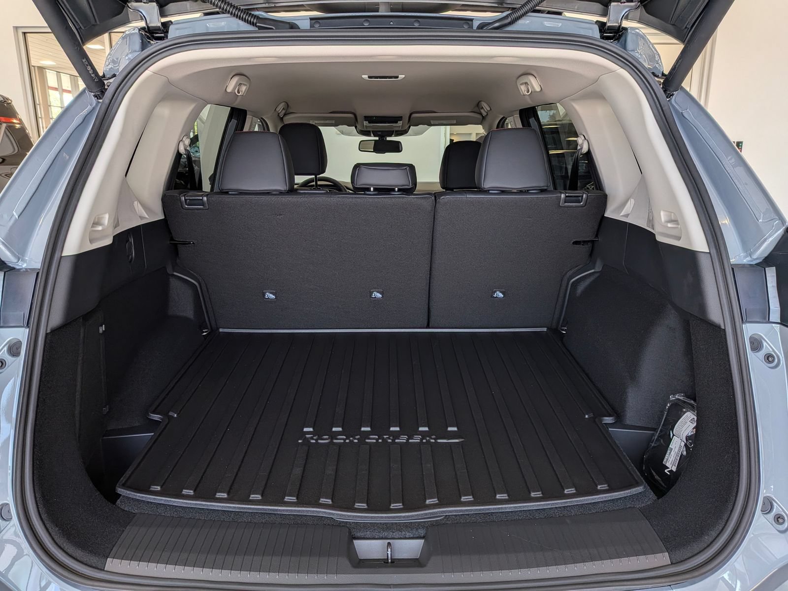 New 2026 Nissan Rogue SV w/ Rock Creek Premium Package AWD/4WD image 5