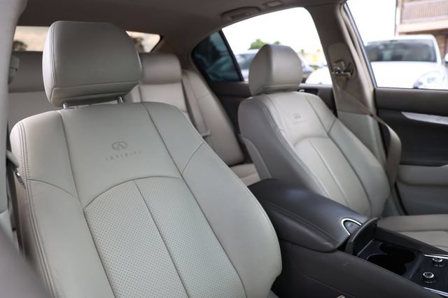 Used 2012 INFINITI G25 Journey RWD image 19