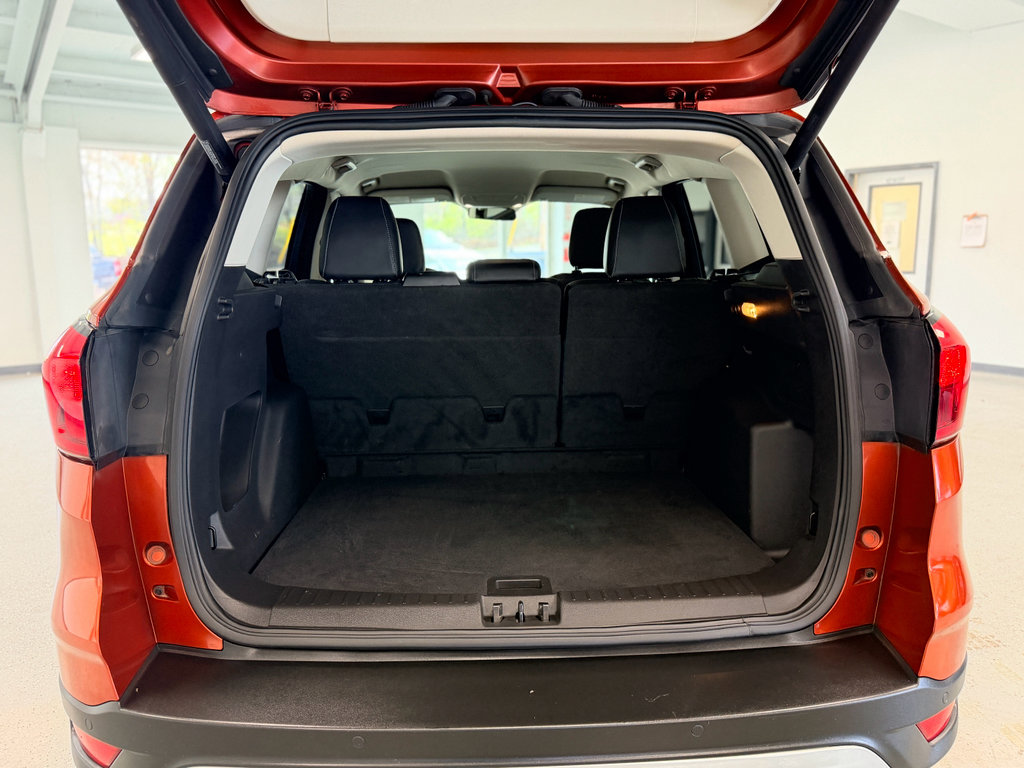 Used 2019 Ford Escape SEL image 27