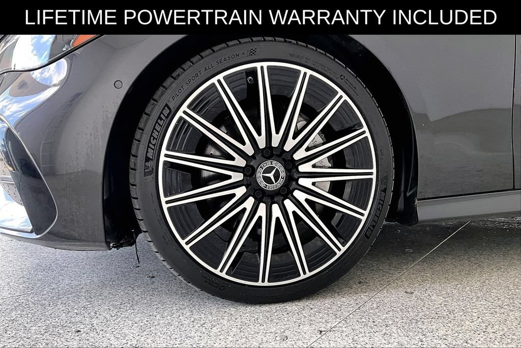 Used 2025 Mercedes-Benz CLE 300 4MATIC Coupe image 12