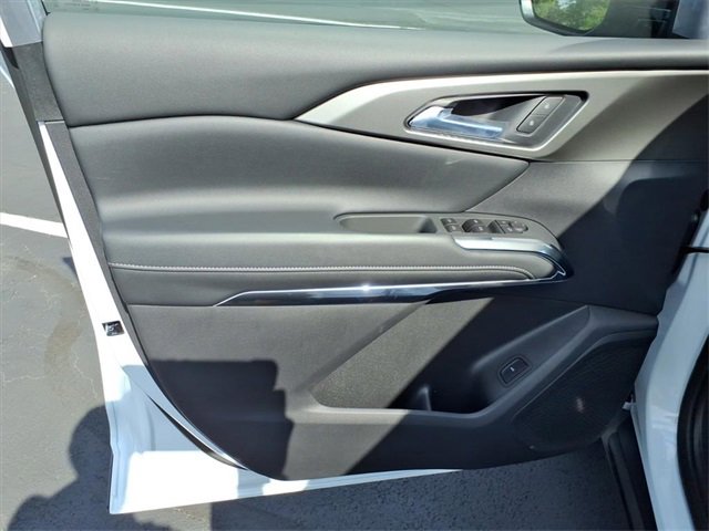 New 2026 Chevrolet Traverse LT w/ Driver Confidence Package image 11