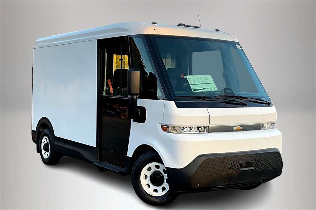 New 2025 Chevrolet Brightdrop 400 image 1