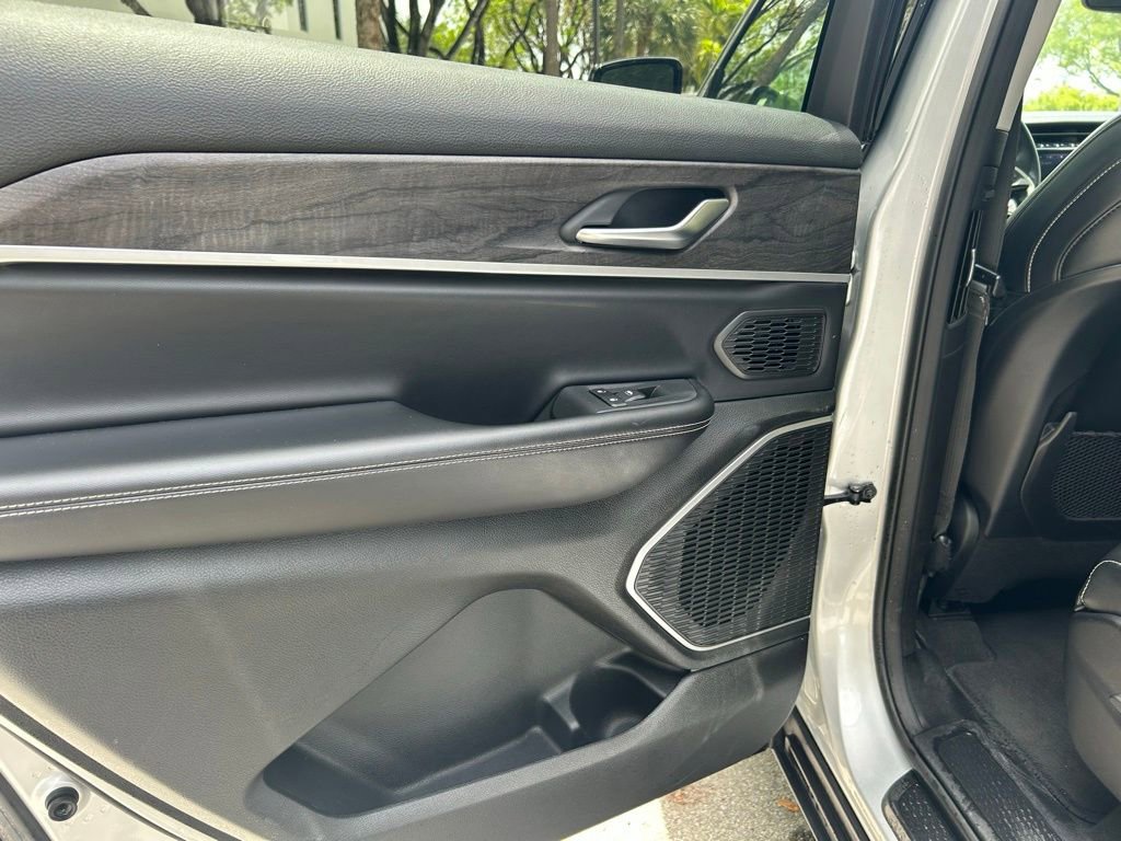 Used 2021 Jeep Grand Cherokee L Limited image 50