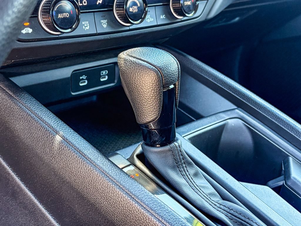 Used 2023 Honda Accord EX image 38
