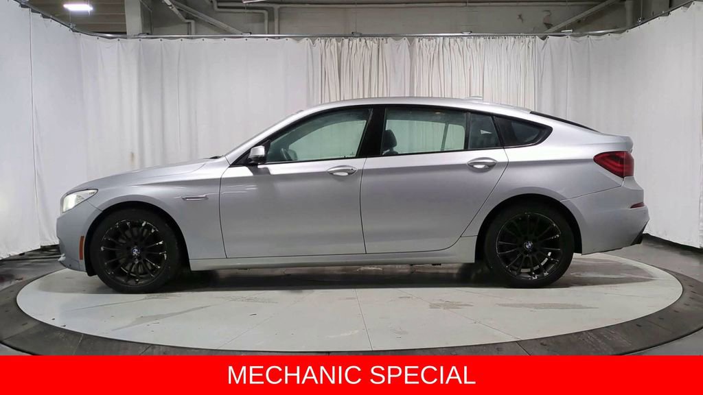 Used 2015 BMW 550i Gran Turismo xDrive image 5