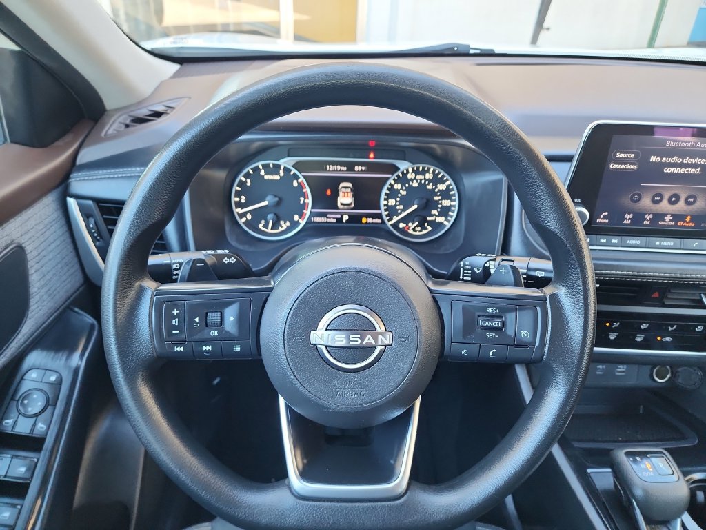 Used 2023 Nissan Rogue S FWD image 17