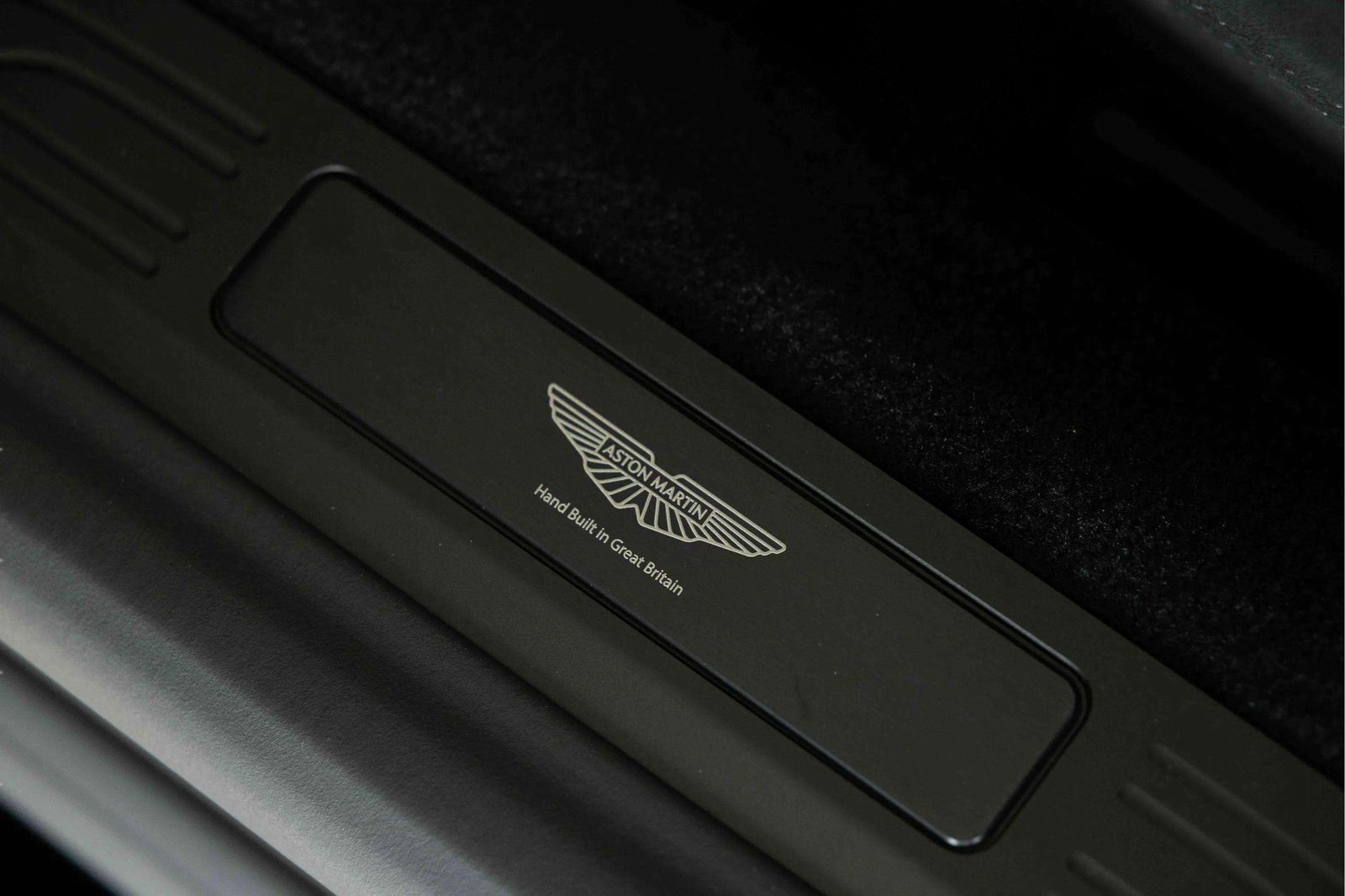 New 2025 Aston Martin V8 Vantage Coupe image 22