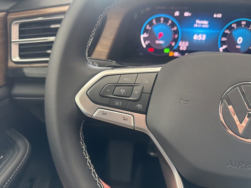 New 2026 Volkswagen Atlas SE image 16