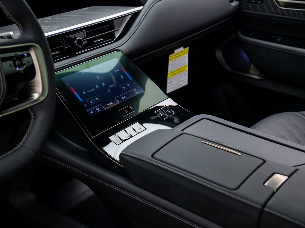 New 2026 INFINITI QX80 Autograph w/ Premium Cargo Package image 11