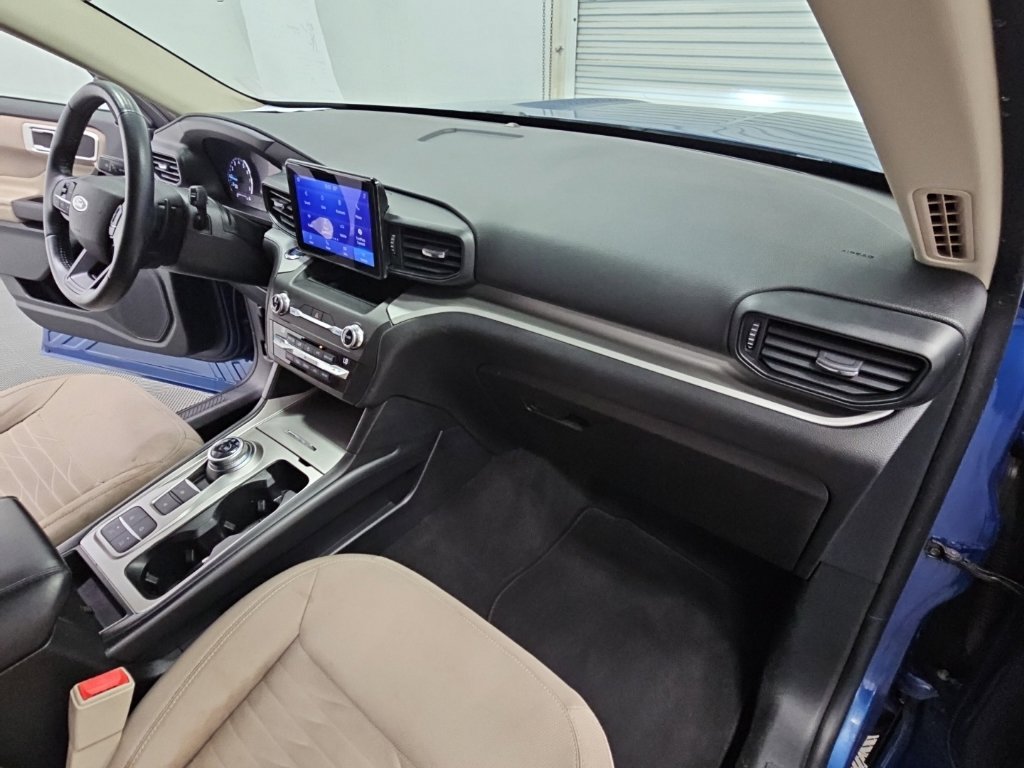 Used 2020 Ford Explorer XLT RWD image 39