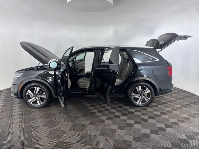 Used 2023 Kia Sorento SX Prestige image 15