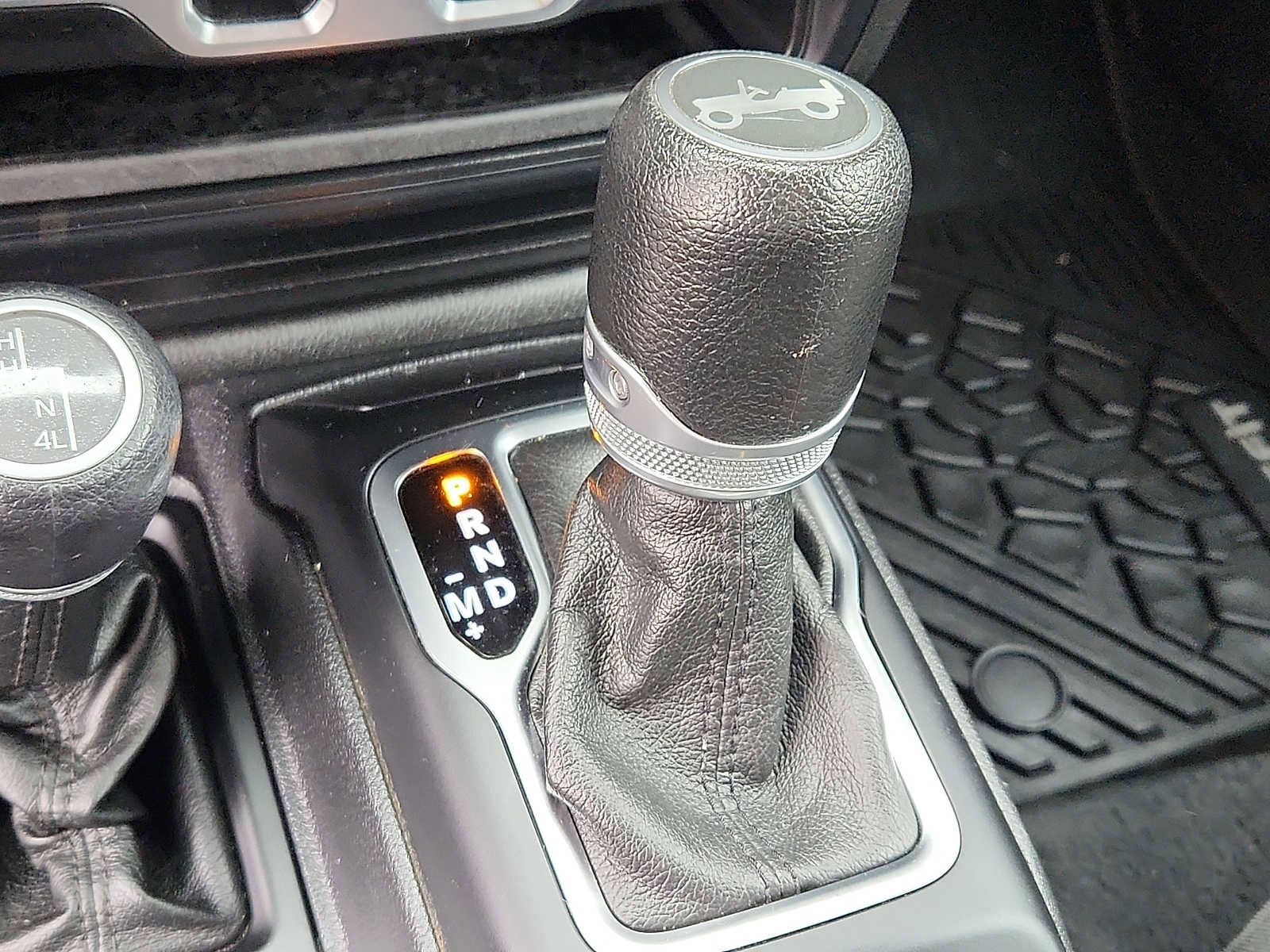 Used 2019 Jeep Wrangler Unlimited Sport S AWD/4WD image 14
