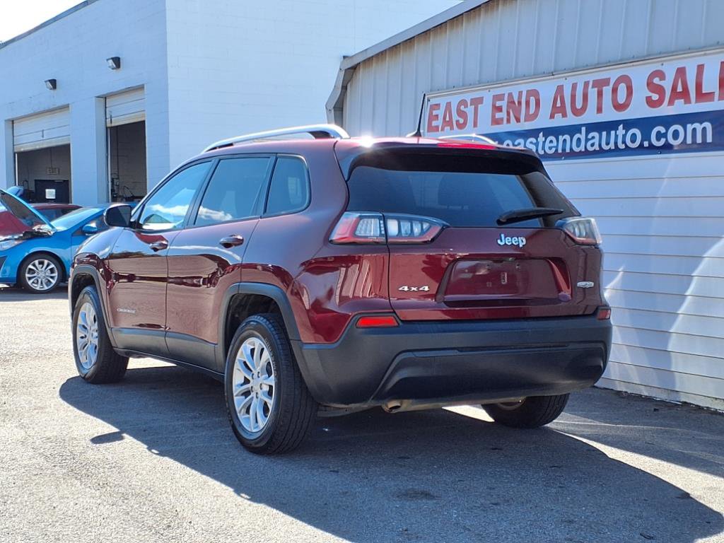 Used 2020 Jeep Cherokee Latitude w/ Cold Weather Group image 3