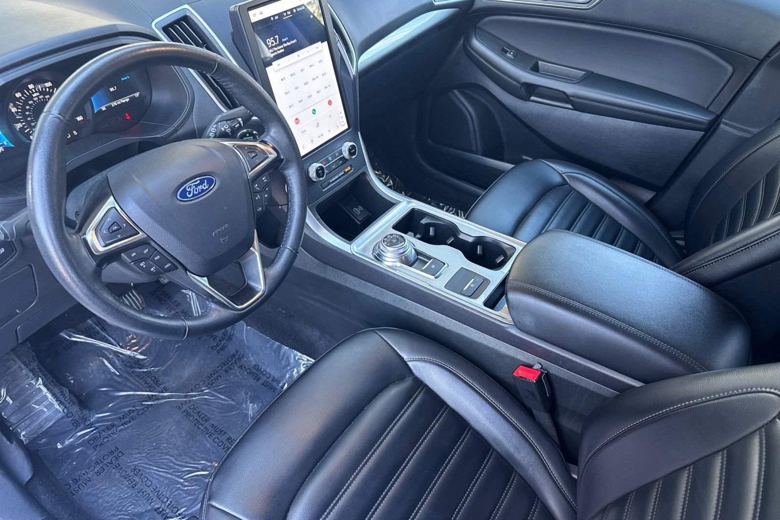 Certified 2024 Ford Edge SEL image 11