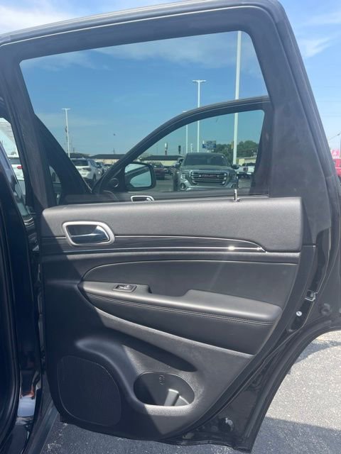 Used 2022 Jeep Grand Cherokee Limited image 11