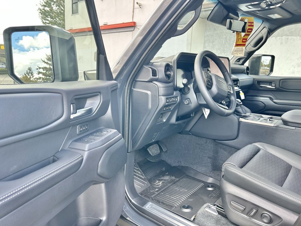 New 2025 Toyota Land Cruiser image 9
