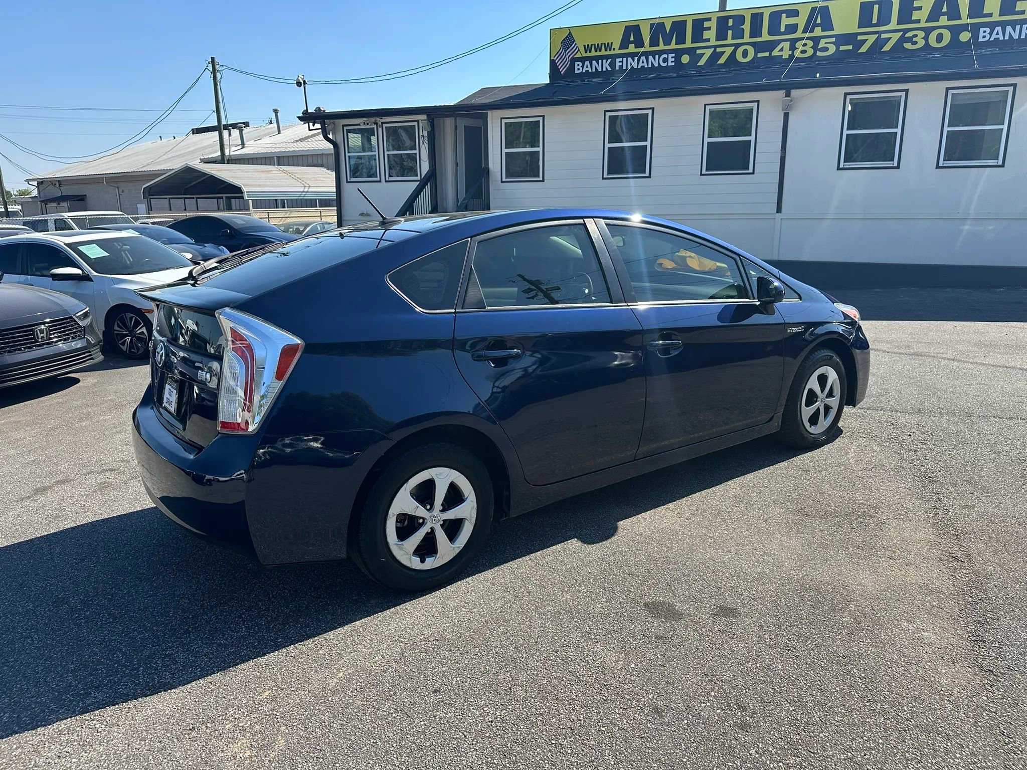 Used 2015 Toyota Prius Three FWD image 10
