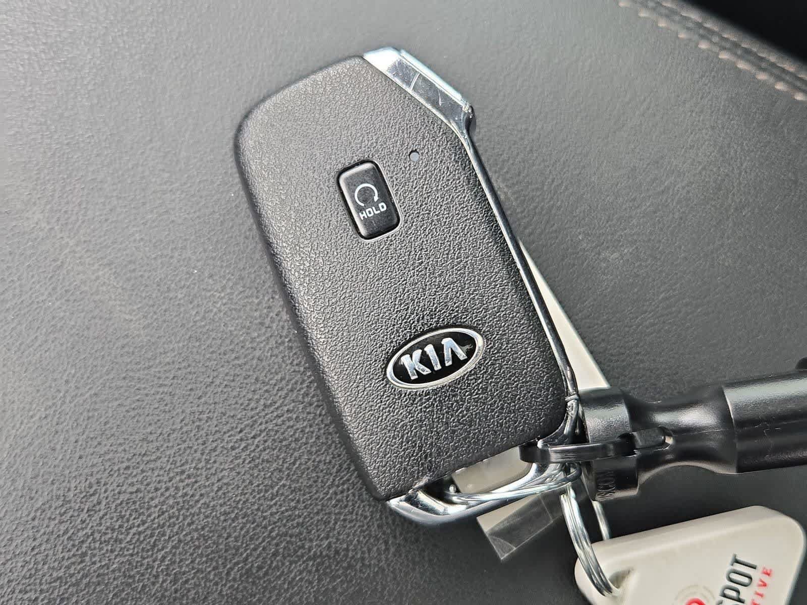 Used 2021 Kia Sorento S w/ Panoramic Sunroof Package FWD image 33