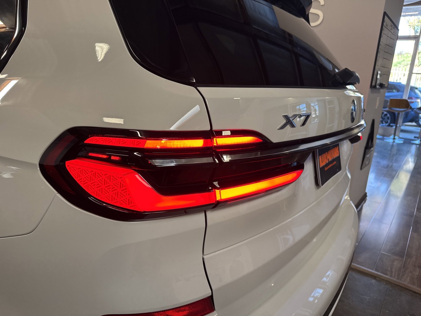 Used 2023 BMW X7 xDrive40i w/ M Sport Package image 27