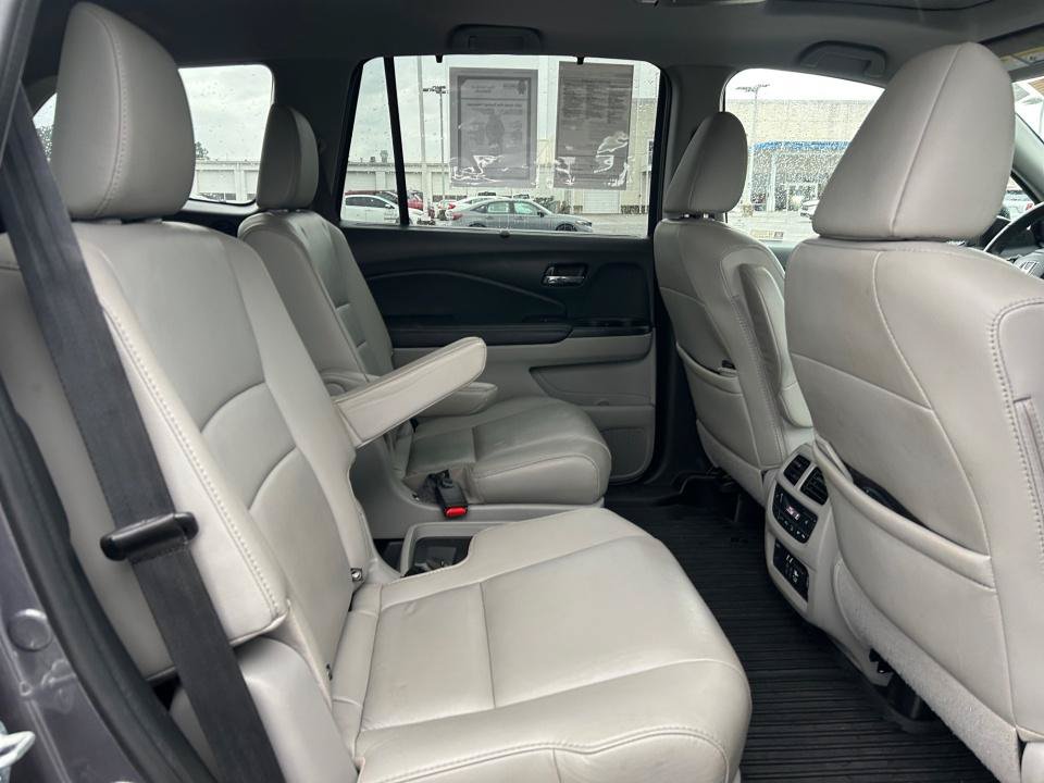 Used 2021 Honda Pilot Touring image 33