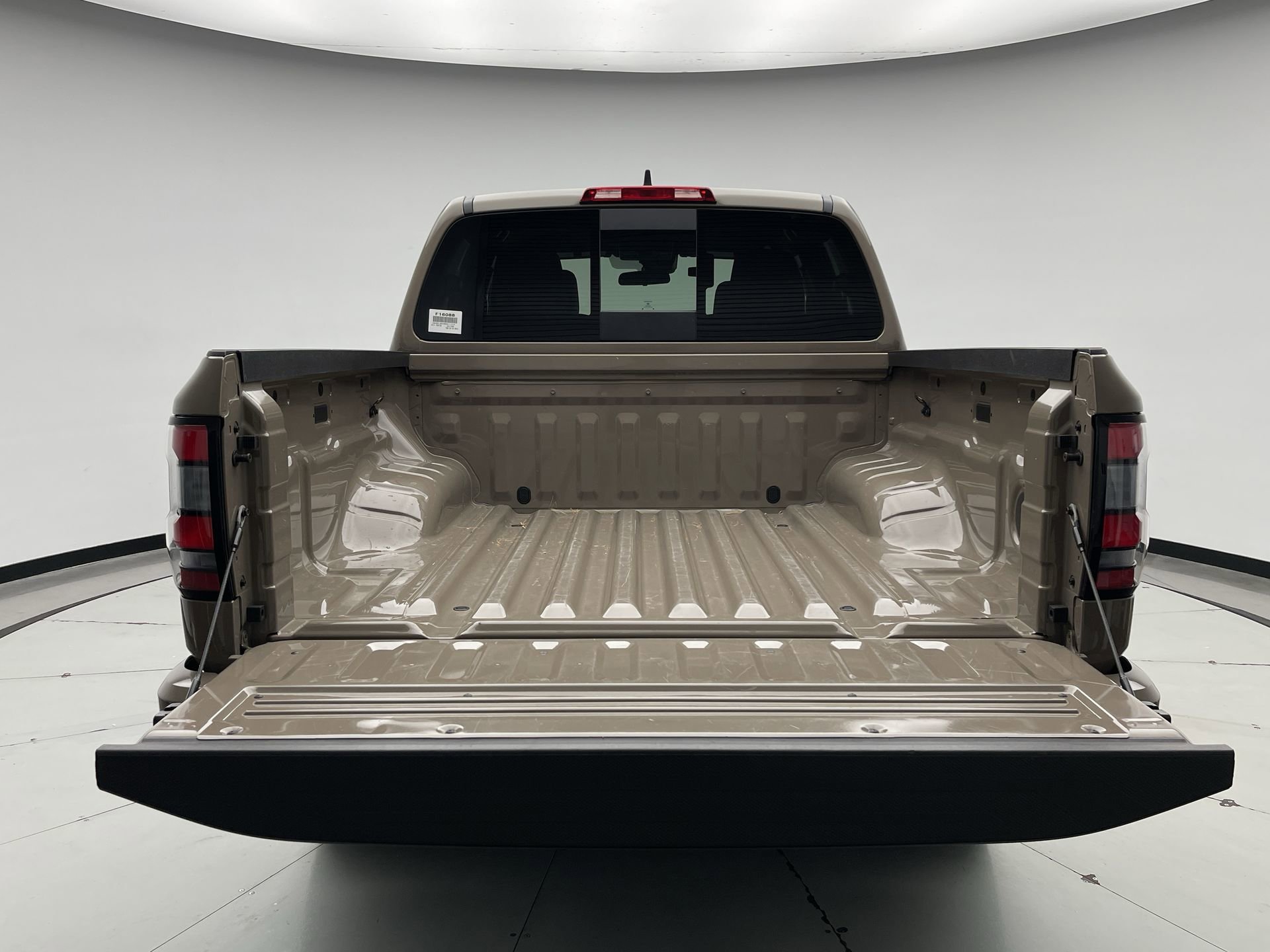 Used 2024 Nissan Frontier PRO-4X w/ Technology Package AWD/4WD image 20