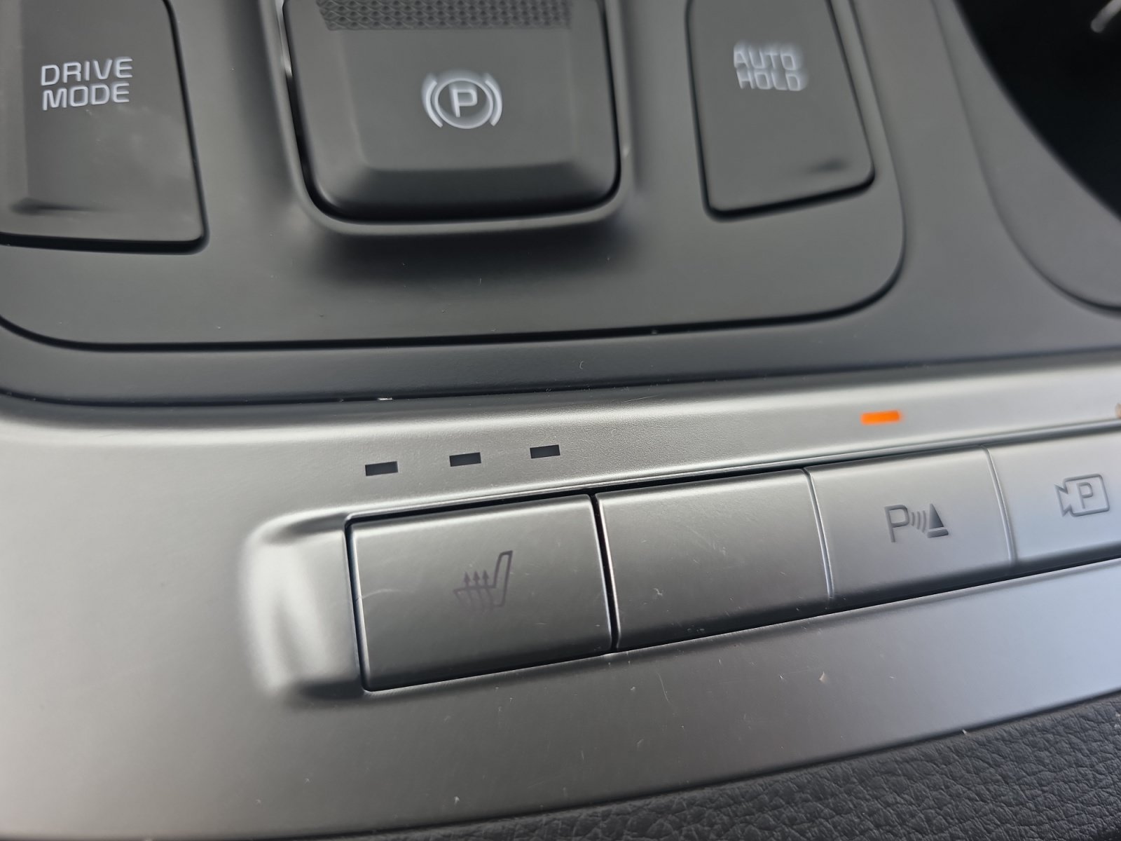Certified 2026 Kia Carnival LX FWD image 23