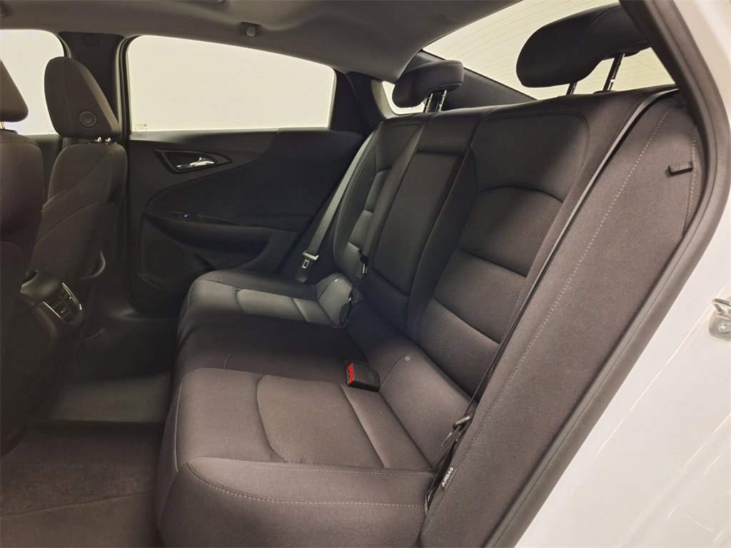 Used 2024 Chevrolet Malibu LT image 13