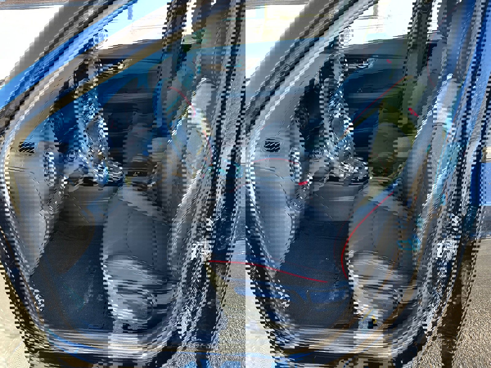 Used 2022 Kia Forte GT image 9