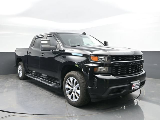 Used 2019 Chevrolet Silverado 1500 Custom w/ Custom Max Trailering Package AWD/4WD image 5