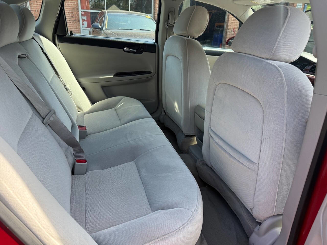 Used 2008 Chevrolet Impala LT FWD image 15