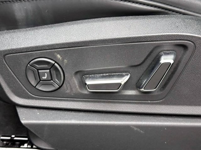 Used 2023 Audi e-tron Prestige w/ Prestige Package AWD/4WD image 24