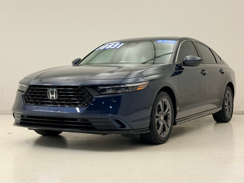 Used 2024 Honda Accord EX-L image 2