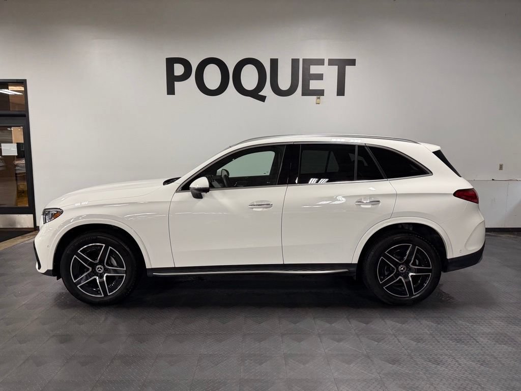 Used 2023 Mercedes-Benz GLC 300 4MATIC image 1