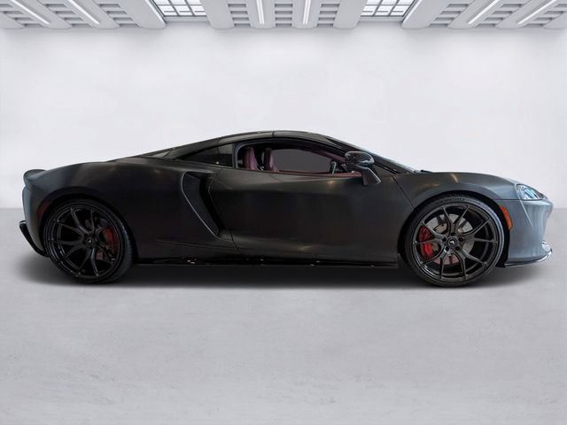 Used 2020 McLaren GT RWD image 26