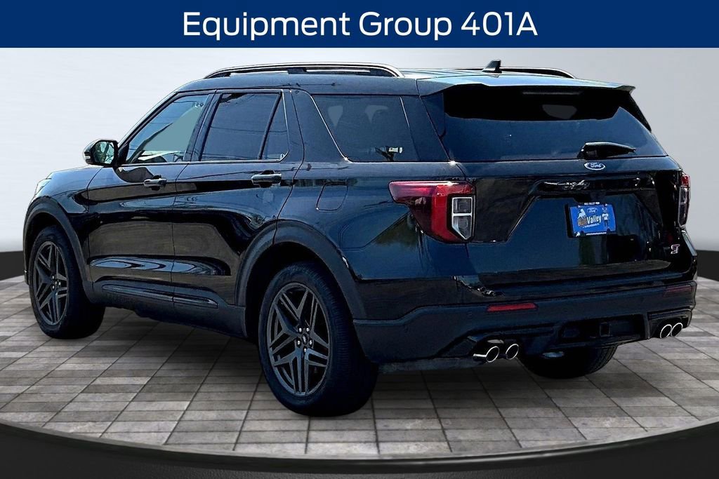 Certified 2023 Ford Explorer ST w/ Technology Package image 4