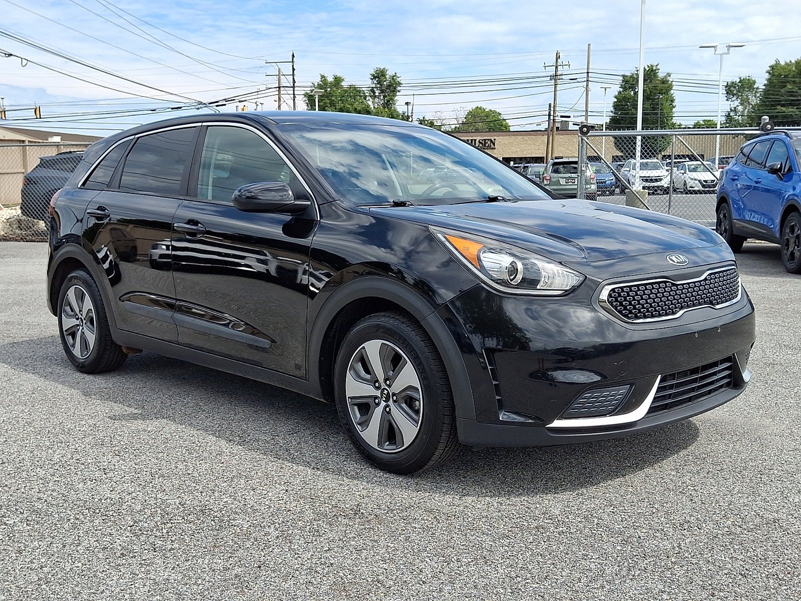Used 2019 Kia Niro FE FWD image 3