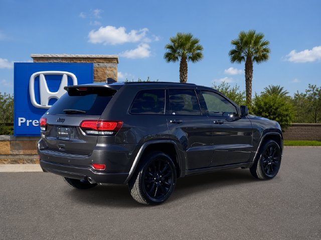 Used 2021 Jeep Grand Cherokee Laredo X RWD image 4