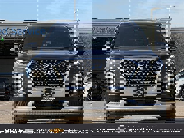 Used 2021 Hyundai Palisade Calligraphy image 3