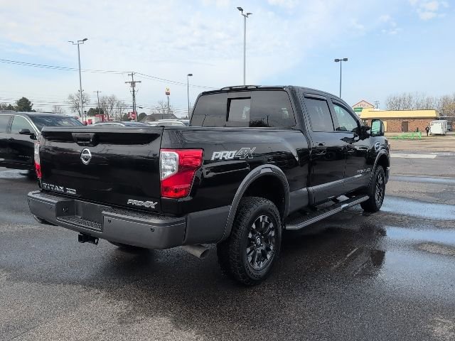 Used 2017 Nissan Titan PRO-4X image 10