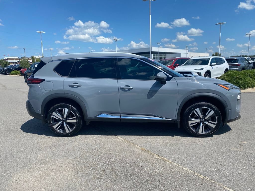 Used 2022 Nissan Rogue SL w/ SL Premium Package FWD image 5