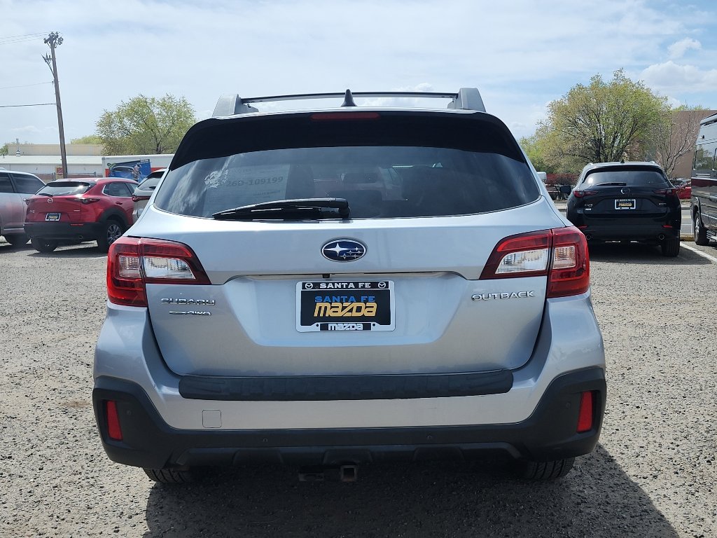 Used 2018 Subaru Outback 2.5i Limited image 7